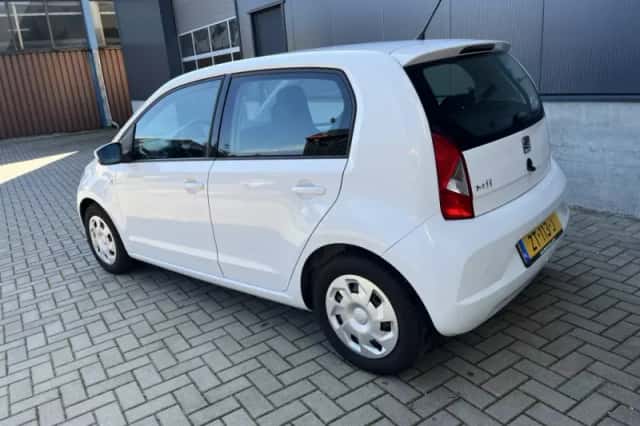 SEAT Mii (2019) thumbnail 3