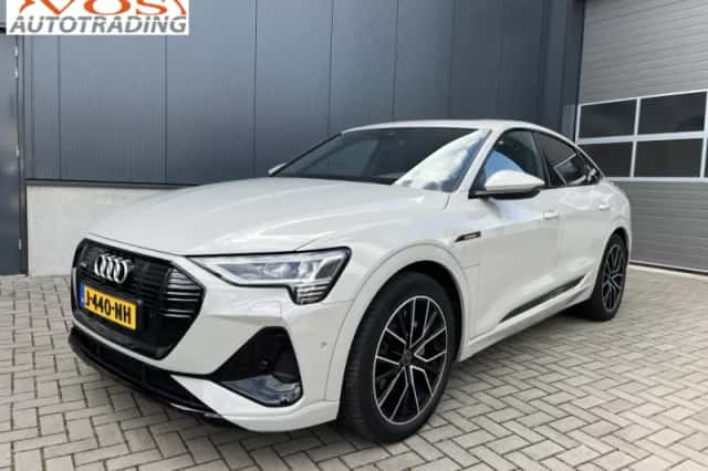 Audi e-tron Sportback (2020) thumbnail 1