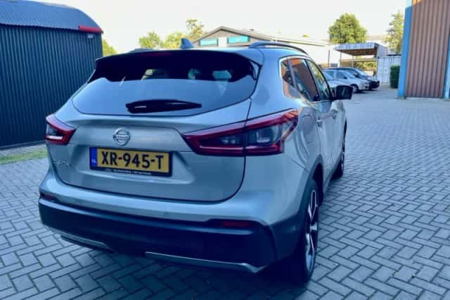Nissan Qashqai (2019) thumbnail 4