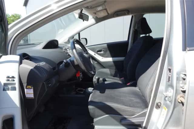 Toyota Yaris (2008) thumbnail 5