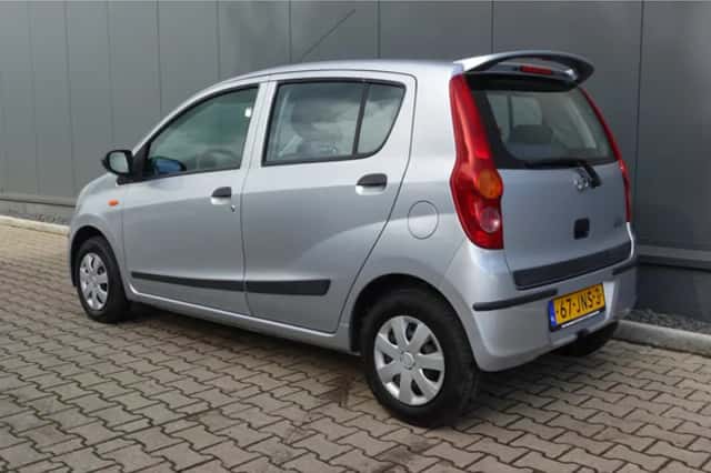 Daihatsu Cuore (2009) thumbnail 2