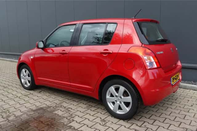 Suzuki Swift (2008) thumbnail 2