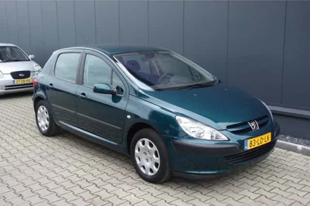 Peugeot 307 (2002) thumbnail 4