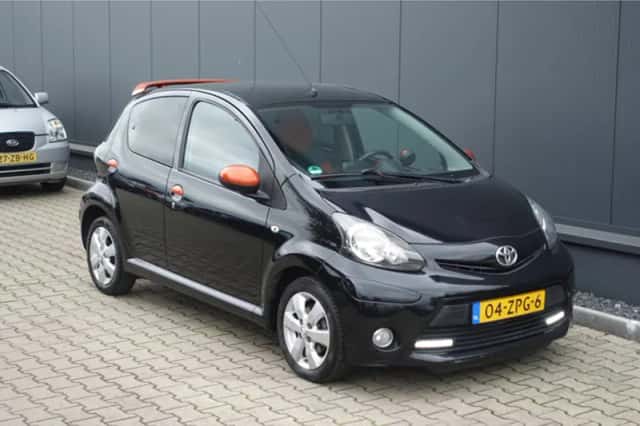 Toyota Aygo (2013) thumbnail 4