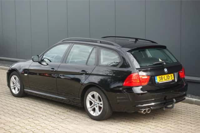 BMW 3-Serie (2010) thumbnail 2