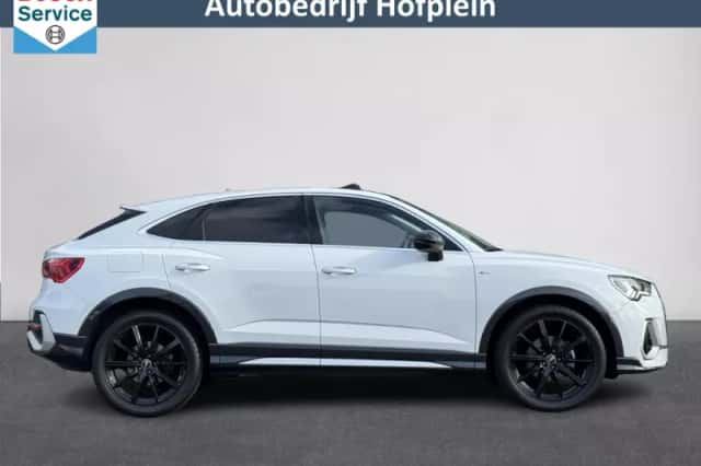 Audi Q3 Sportback (2024) thumbnail 5