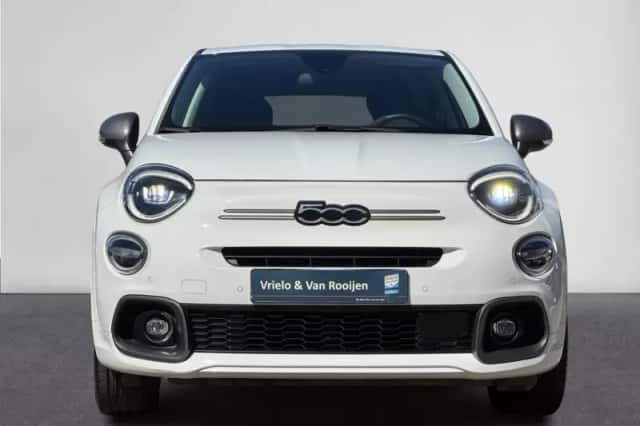 Fiat 500X (2024) thumbnail 4