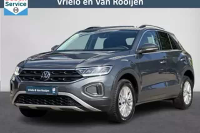 Volkswagen T-Roc (2025) thumbnail 1