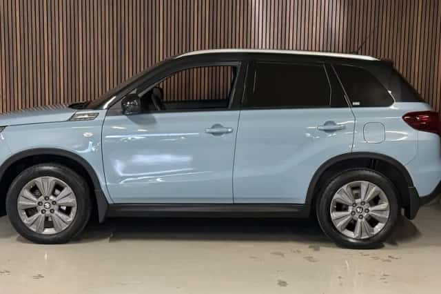 Suzuki Vitara (2022) thumbnail 4