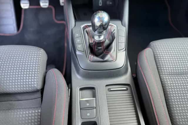 Ford Focus (2020) thumbnail 6
