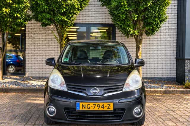 Nissan Note (2012) thumbnail 2