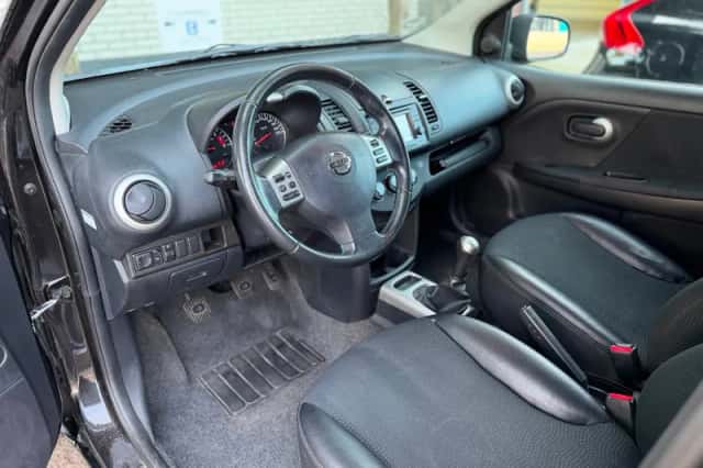 Nissan Note (2012) thumbnail 4