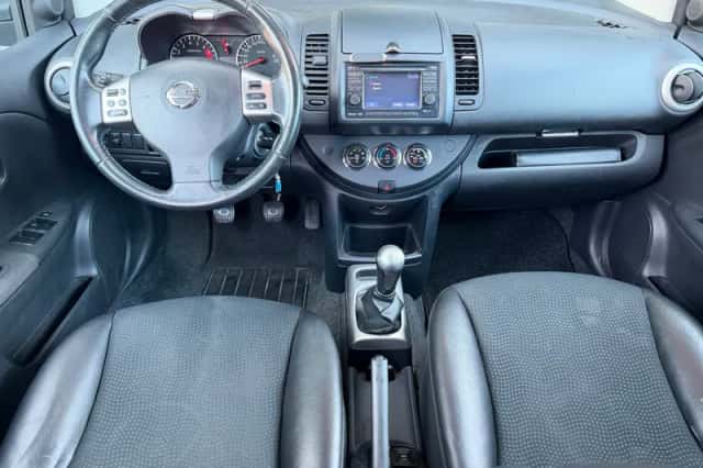 Nissan Note (2012) thumbnail 5