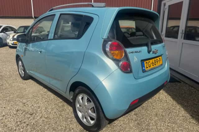 Chevrolet Spark (2012) thumbnail 3