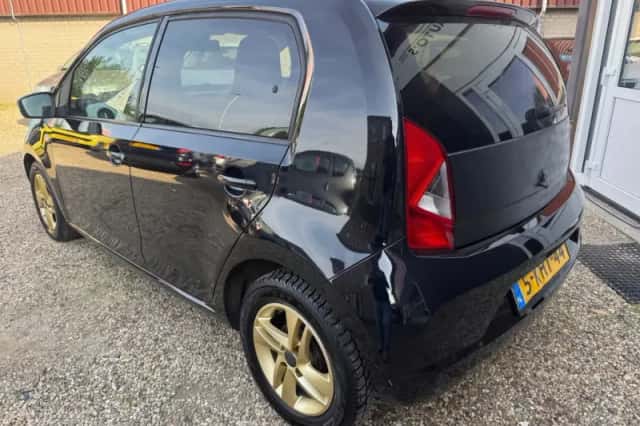 SEAT Mii (2013) thumbnail 3