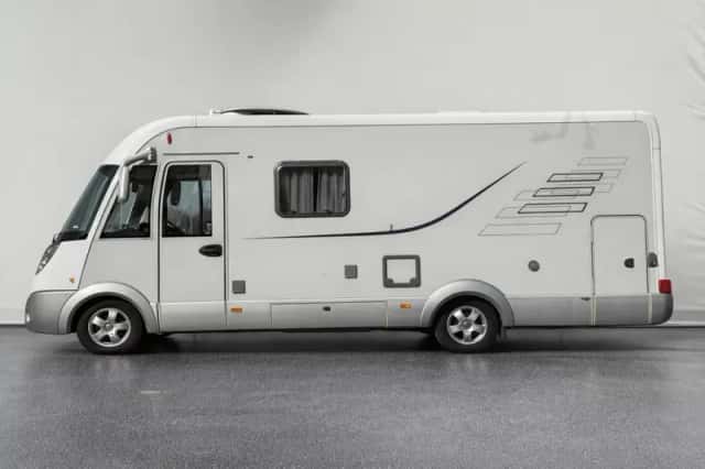 Hymer B 528 (2010) thumbnail 2