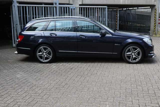 Mercedes-Benz C-Klasse (2012) thumbnail 4