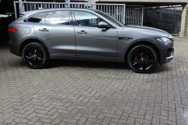 Jaguar F-Pace (2018) thumbnail 1