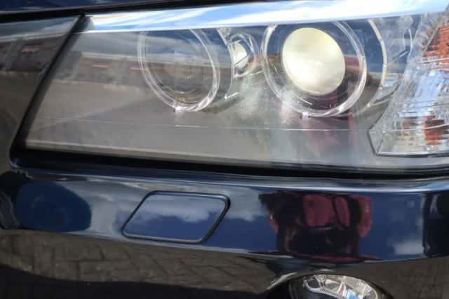 BMW X3 (2012) thumbnail 3