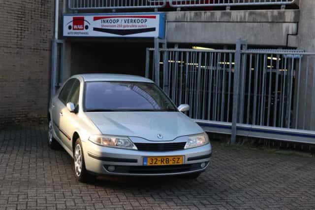 Renault Laguna (2005) thumbnail 1