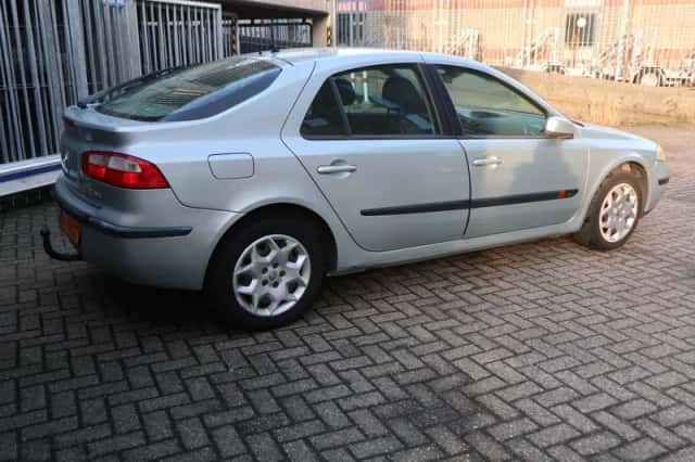 Renault Laguna (2005) thumbnail 5
