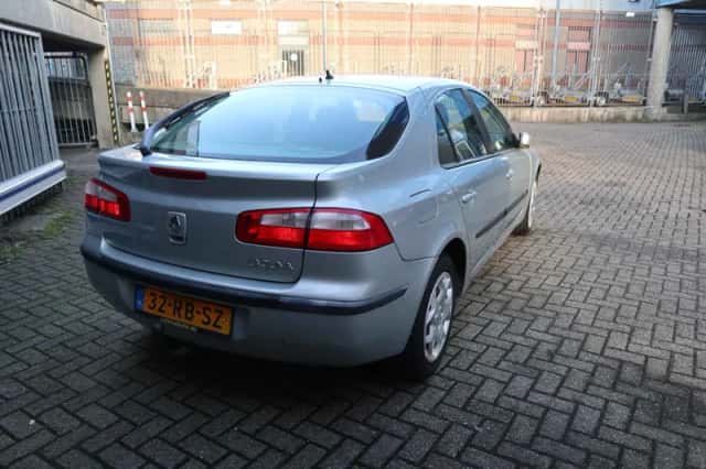 Renault Laguna (2005) thumbnail 6