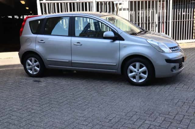 Nissan Note (2007) thumbnail 2