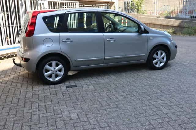 Nissan Note (2007) thumbnail 3
