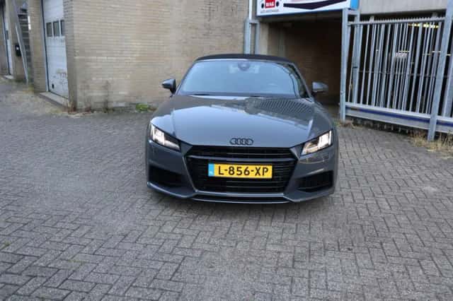 Audi TT (2015) thumbnail 6