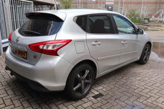 Nissan Pulsar (2015) thumbnail 5