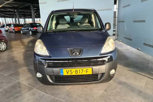 Peugeot Partner (2012) thumbnail 5