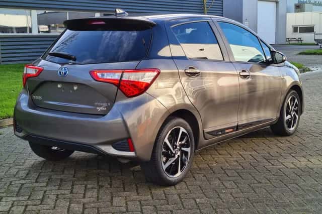Toyota Yaris (2019) thumbnail 6