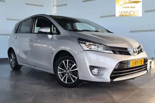 Toyota Verso (2014) thumbnail 1