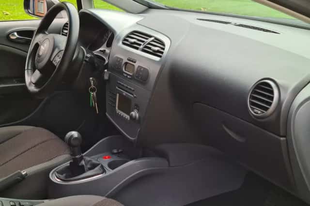 SEAT Leon (2008) thumbnail 2