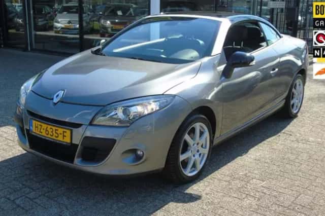 Renault Mégane (2014) thumbnail 1