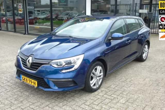 Renault Mégane (2018) thumbnail 1