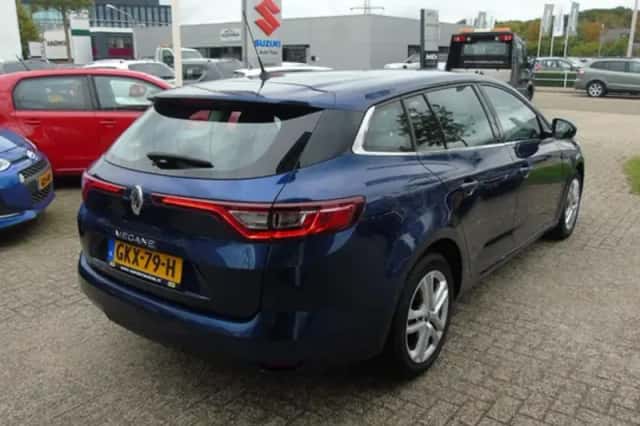 Renault Mégane (2018) thumbnail 5