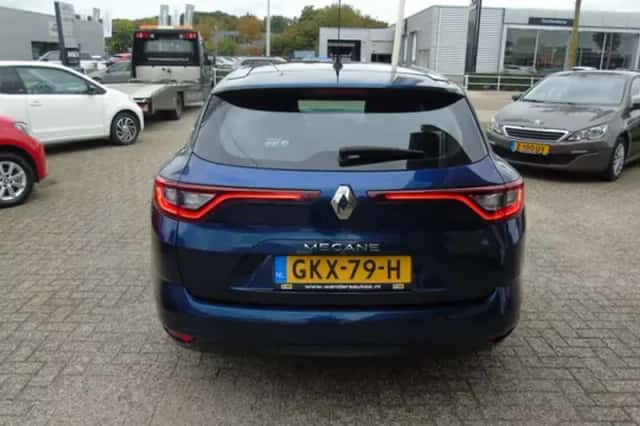 Renault Mégane (2018) thumbnail 6