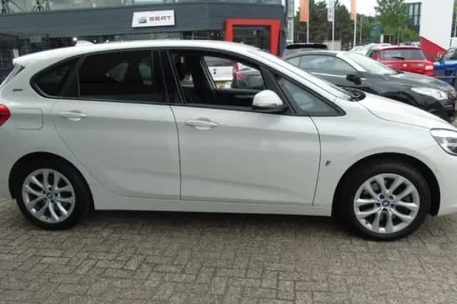 BMW 2-Serie Active Tourer (2017) thumbnail 4