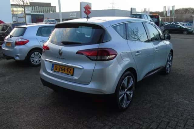Renault Scénic (2016) thumbnail 6