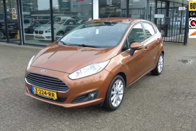 Ford Fiesta (2016) thumbnail 1