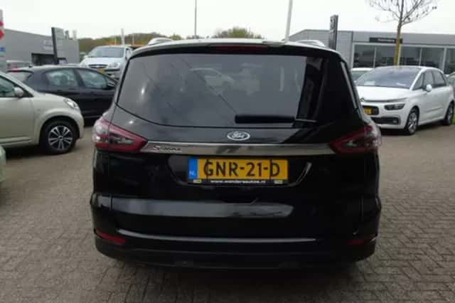 Ford S-Max (2018) thumbnail 6