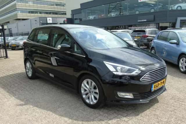 Ford Grand C-Max (2017) thumbnail 3