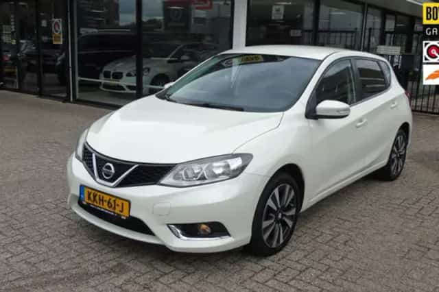 Nissan Pulsar (2017) thumbnail 1