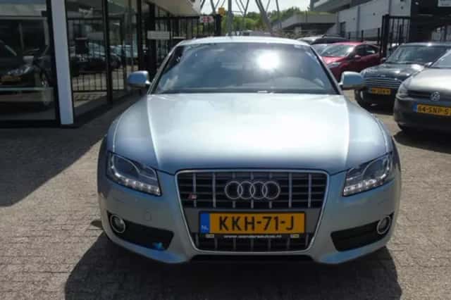 Audi A5 (2009) thumbnail 2
