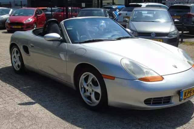 Porsche Boxster (2002) thumbnail 3
