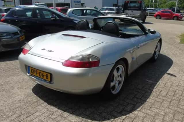 Porsche Boxster (2002) thumbnail 5