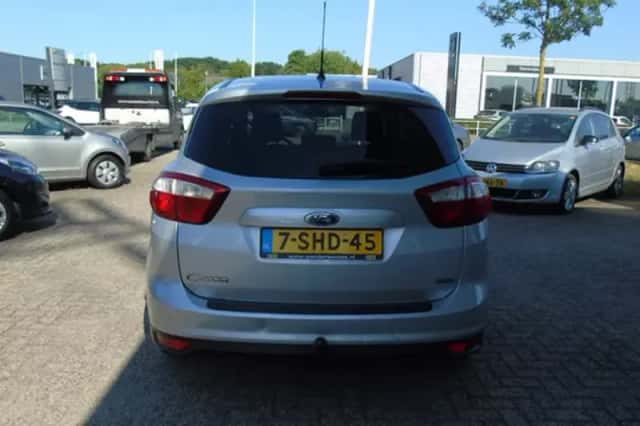 Ford C-Max (2013) thumbnail 6