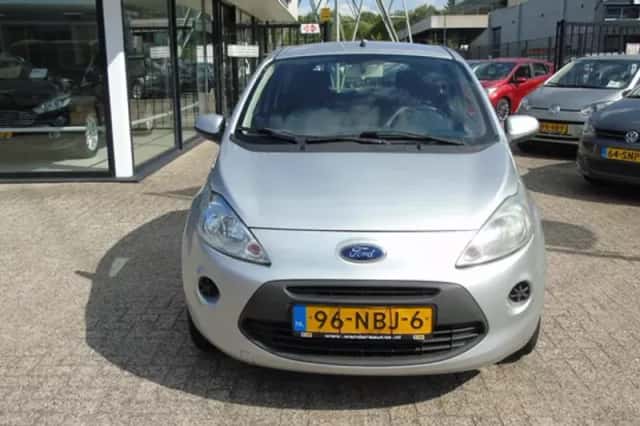 Ford Ka (2010) thumbnail 2