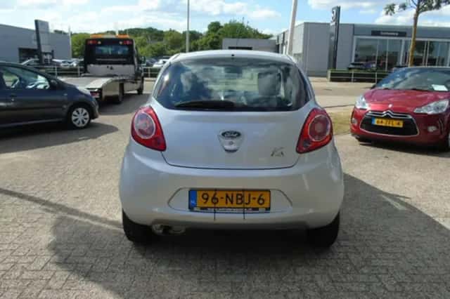Ford Ka (2010) thumbnail 6